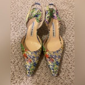Manolo Blahnik Slingback Pumps